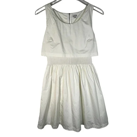 Aritzia | Dresses | Aritzia Talula Sleeveless Fit Flare Mini Dress 8 White  Back Zip Lined | Poshmark